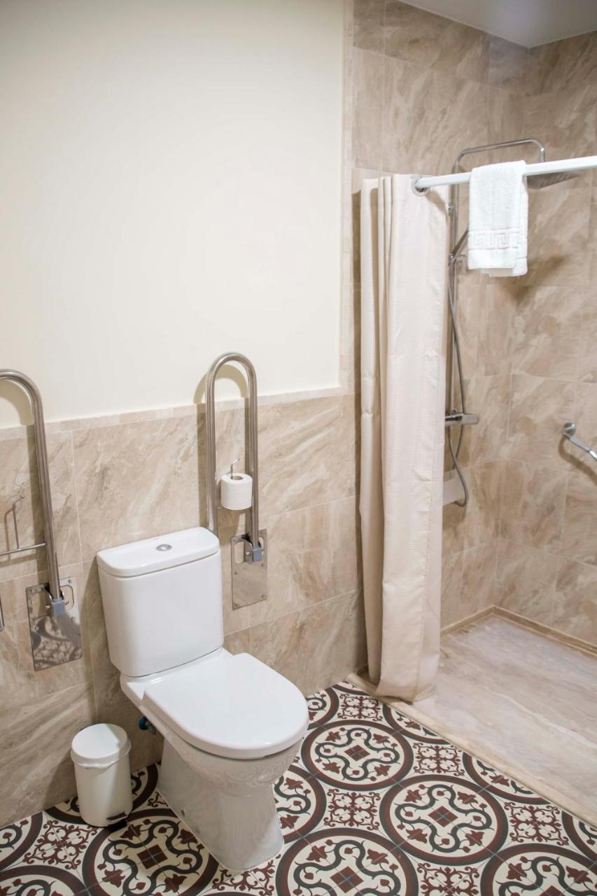 Hostal Boutique Casa La Laja Chiclana de la Frontera Bagian luar foto
