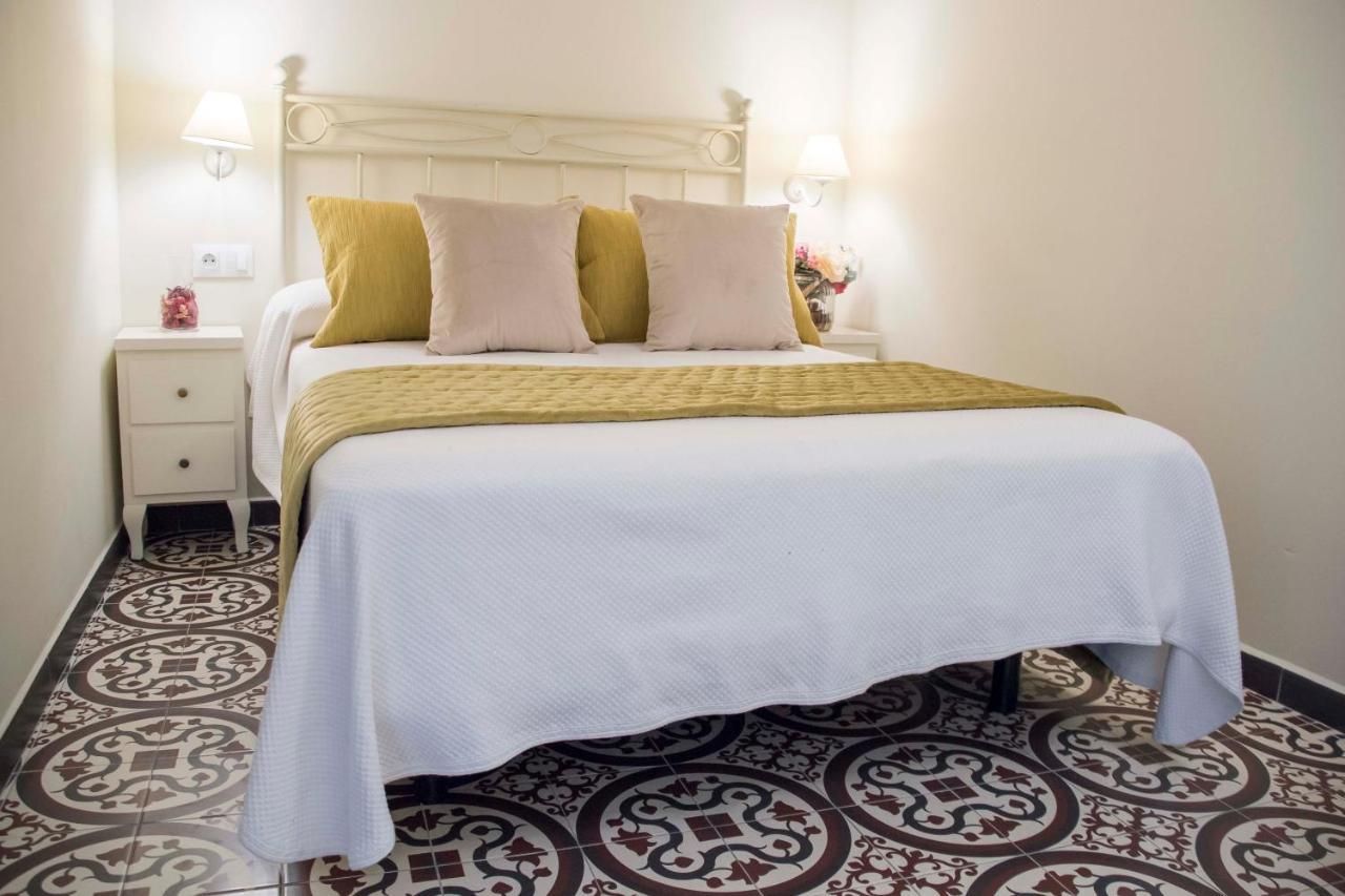 Hostal Boutique Casa La Laja Chiclana de la Frontera Bagian luar foto